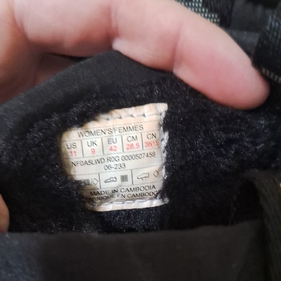 The North Face ThermoBall Lace-Up Waterproof Boots Women's Size 11 - Picture 2 of 3